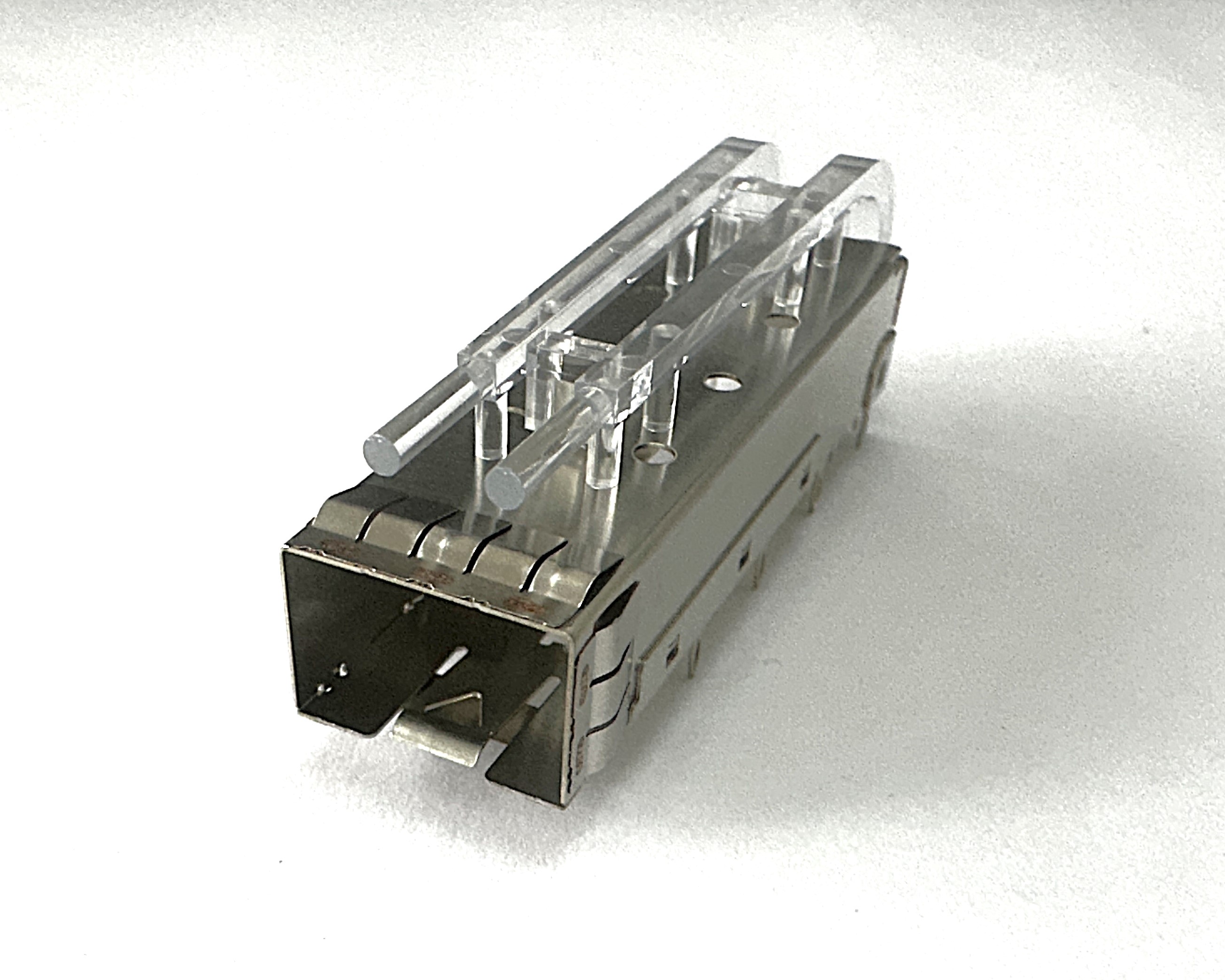 ASP02-641101YL-H (SFP+ 1x1 Cage with Light Pip)