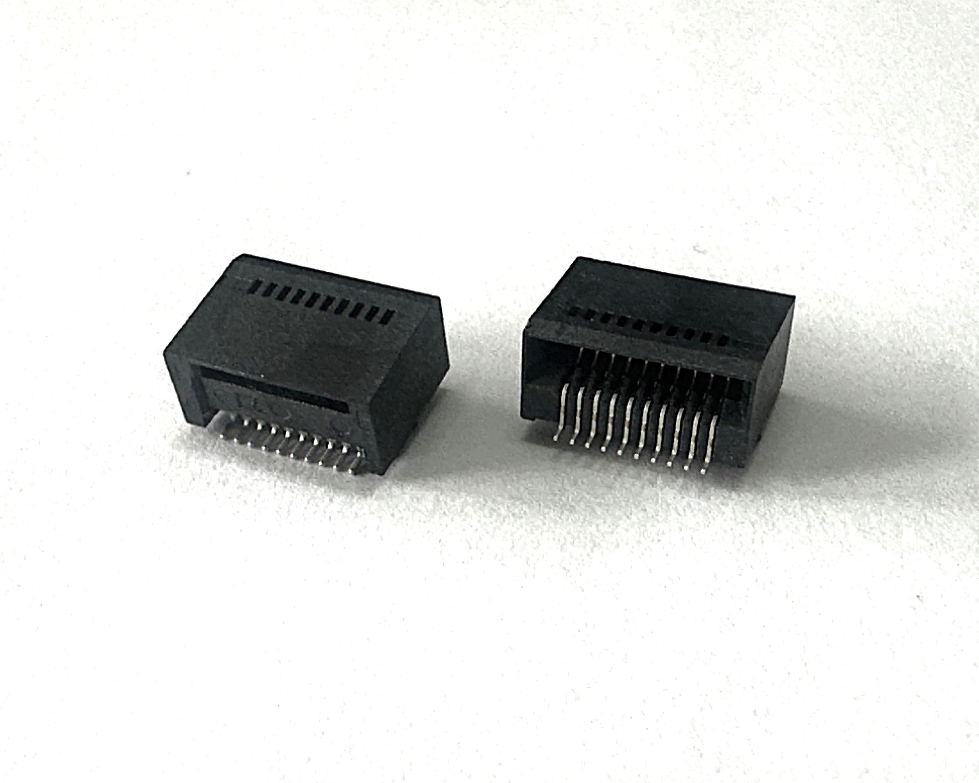 ASP04-682010-A-H (SFP28 1x1 Connector 20Pin)
